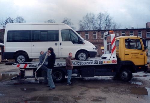Van 5 - Last greeting to the van - Forst 24.o2.2oo2